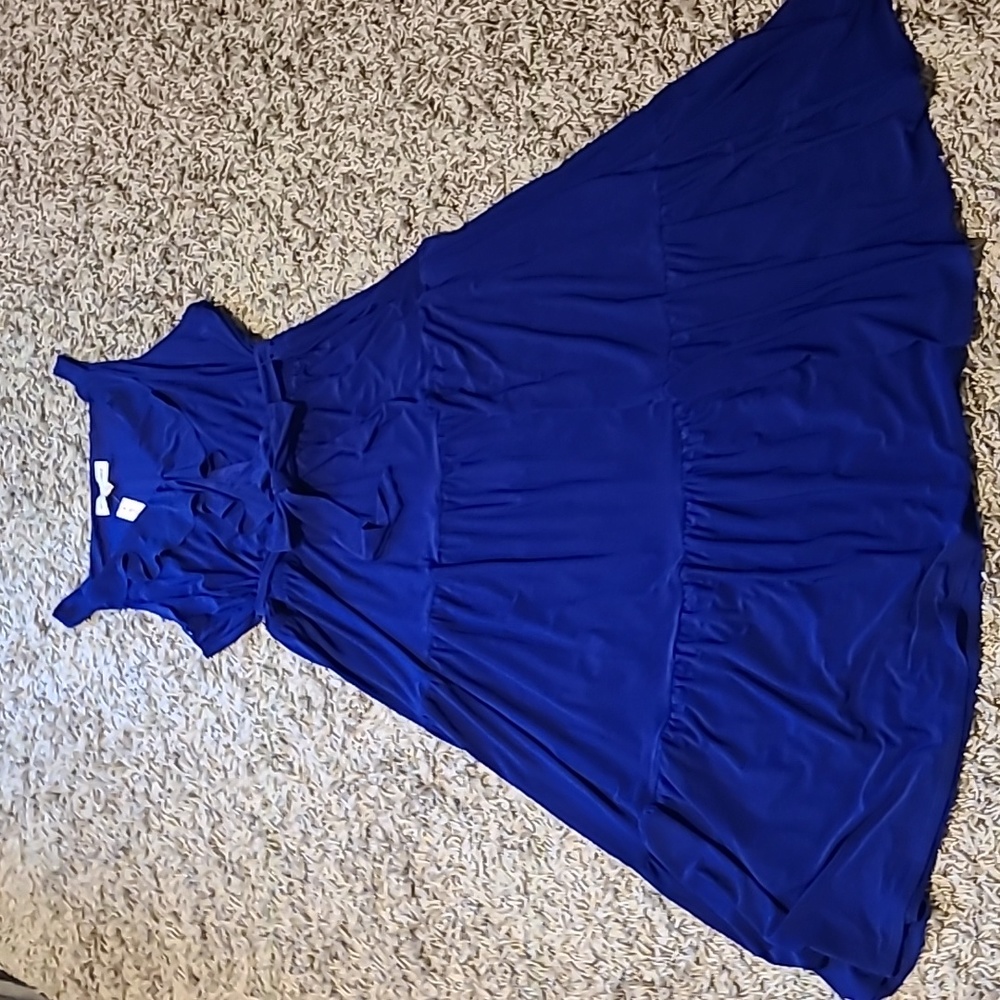 Beautiful maxi length blue dress w/ tie belt & tiered skirt, 2x, NWT